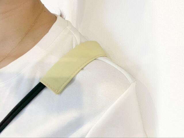 【studio CLIP 軽らくたっぷりお財布ショルダーバッグ】ショルダーストラップは肩パッド付き。肩への負担が軽減されます◎