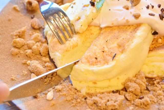 ゴロゴロしたクランブルが美味しい。