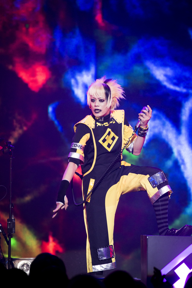 メトロノーム　シャラク／撮影・Hidemi Otsuka