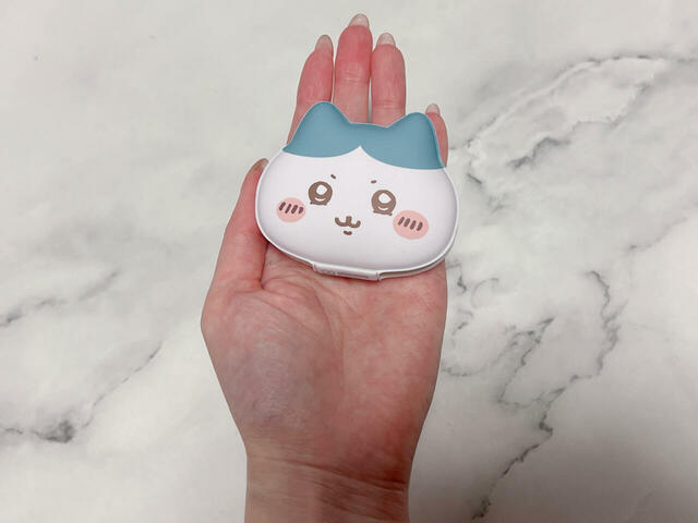 手のひらに収まるサイズ感