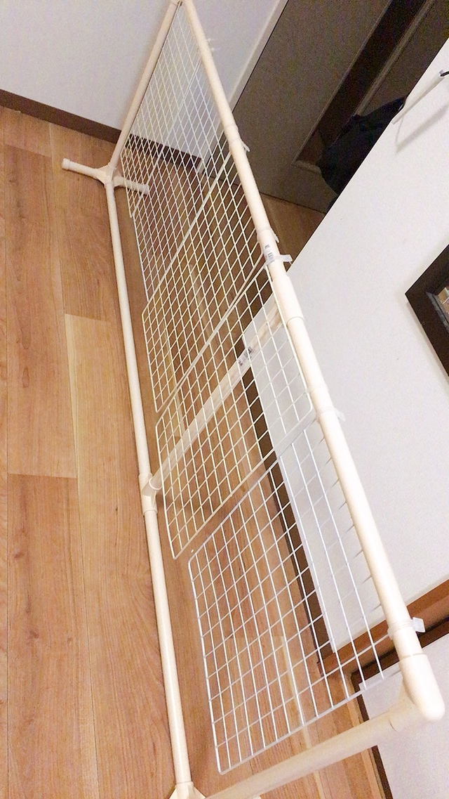 DIY初心者でも簡単に作れるイレクターパイプ製のベビーゲート