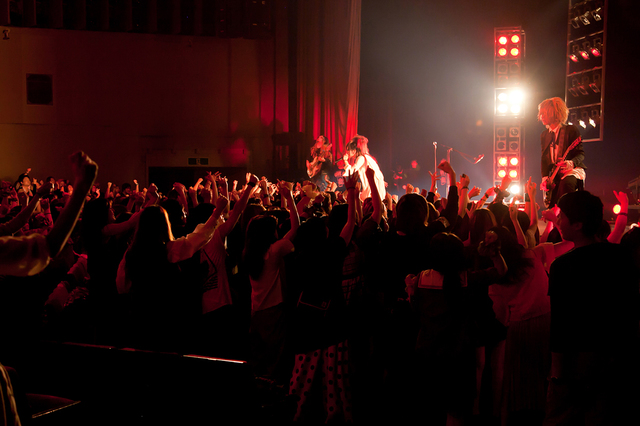 DEZERT／（撮影・さわきみのり）