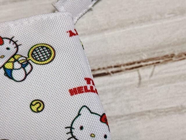 素材はポリエステル