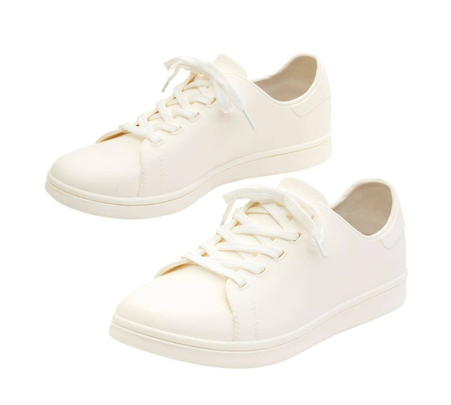 【ワークマンのスニーカー売れ筋ランキング 6位】「マンダム防水スニーカー（53505）」1,900円（税込）