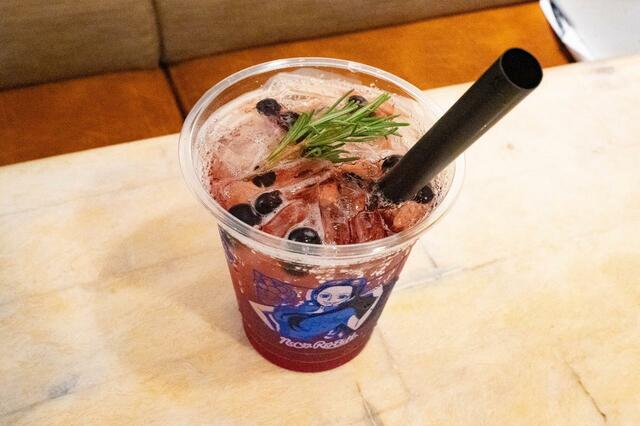 ロビンのバイオレットカシス・ソーダ 650円|ユニバーサル・スタジオ・ジャパン「ワンピース・プレミア・サマー2023」スペシャルメニュー