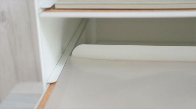 【IKEA クヴィッスレ レタートレイ】奥の爪がしっかりガードしてくれる