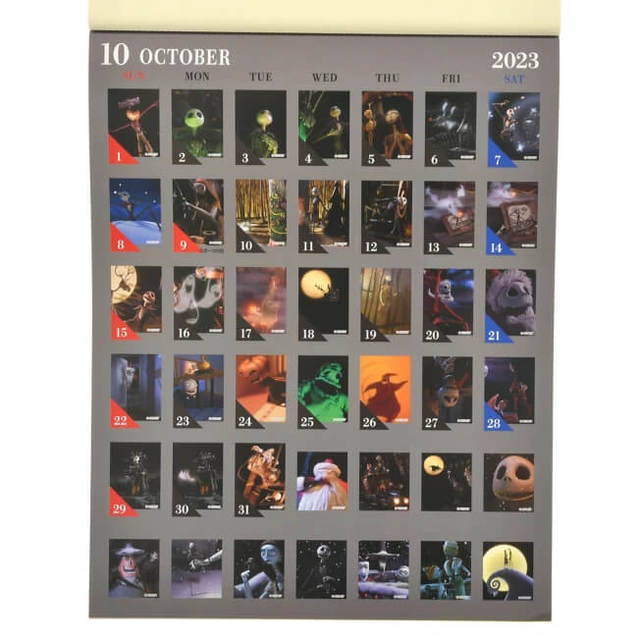 ディズニーキャラクター 壁掛けカレンダー シール 2023 CALENDARS & ORGANIZERS 3,080円