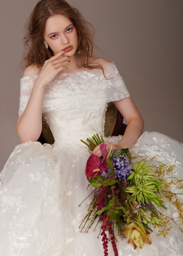 【Irida maison イリーダメゾンのウェディングドレス】MAIA（マイア）