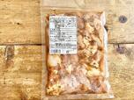 【業務スーパー 味付き鶏モモ肉カット（山賊漬）】ジューシーな鶏モモ肉もBBQには欠かせない