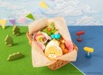 「タキシードサムのサンドイッチBOX」＜価格：1,690円（税込）＞【サンリオユニット“はぴだんぶい”のカフェがオープン！おしゃれで楽しいピクニックメニューが勢揃い♪】