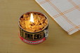 黒缶キャンドル　　（画像協力：カメヤマ株式会社）