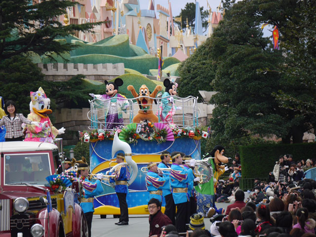 東京ディズニーリゾートのお正月2015(TDLニューイヤーズ・グリーティング)3 ©Disney