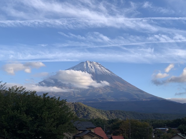 施設の近くで撮影した富士山
