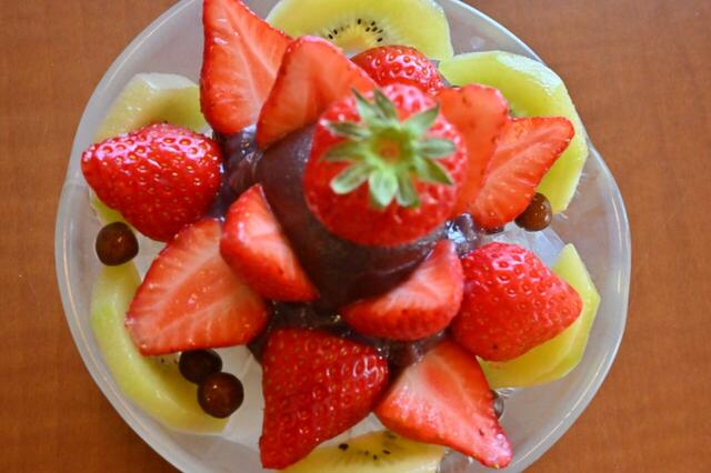 「いちごづくしの和菓子スイーツバー」<期間:2026年3月20日~4月5日>【あん巻きの皮も食べ放題の「あんみつバー(R)」が限定復活!老舗和菓子店お亀堂が“いちごづくしの和菓子スイーツバー”を開催!】