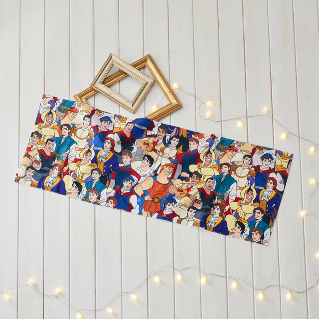 総柄デザインの大きめタオル｜￥2,990 （税込）