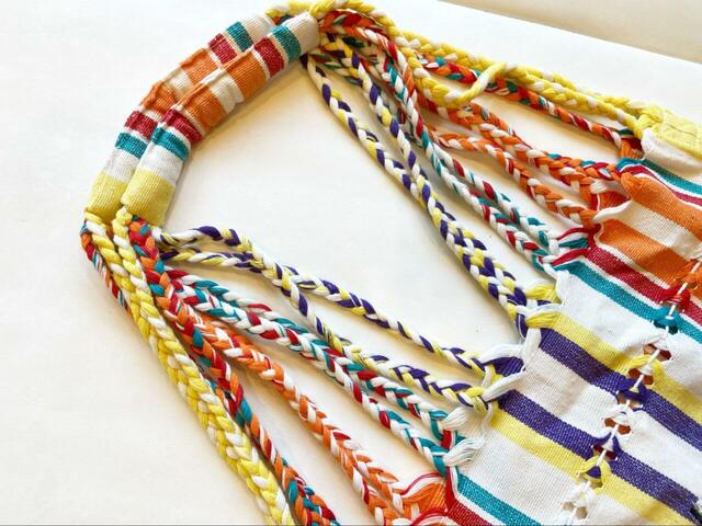 【niko and ... オリジナル透かしハンモックトートバッグ 】持ち手の長さは65cm。ハンモック風のデザインがおしゃれ♪