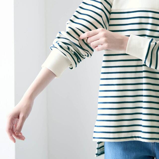 起毛ボーダーチュニック（選べるキャラクター）｜￥4,290 （税込）