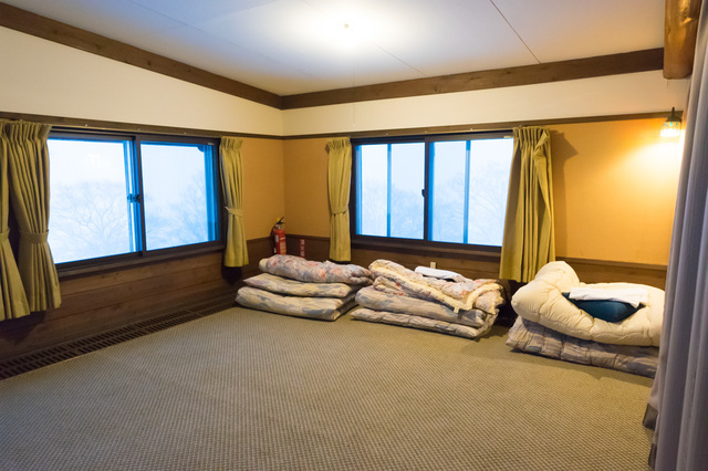 和田小屋の宿泊スペース｜かぐらスキー場