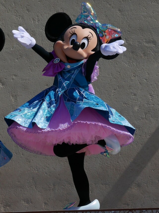 「東京ディズニーシー 25周年“スパークリング・ジュビリー”」ダンス・ザ・グローブ!