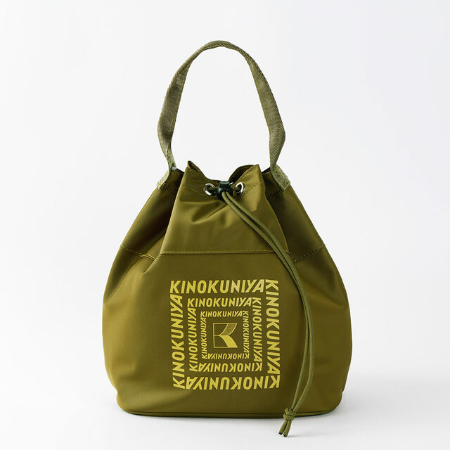 【紀ノ国屋「綿ボンディング保冷巾着バッグ」オリーブ】口元は巾着タイプで開閉もスムーズ！