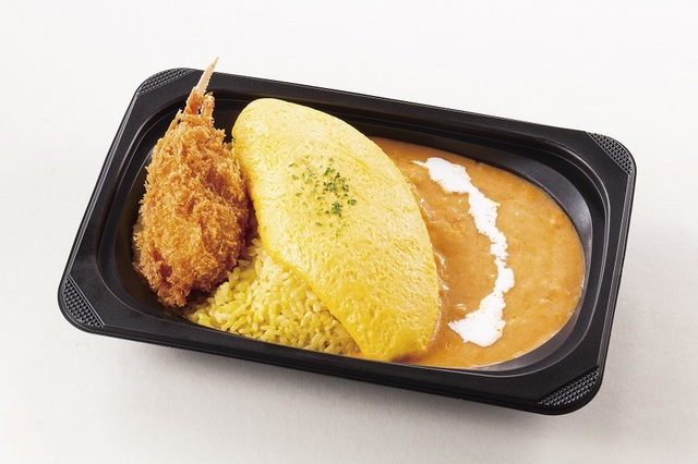 蟹爪フライと海老クリームソースのオムライス