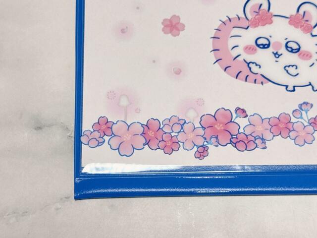 ヨザクラをテーマにしたネイビーカラー。桜の柄がより映え、大人っぽい雰囲気！