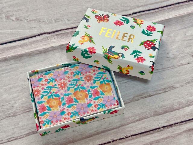 ボックスをオープン！かわいさに目が喜んでいます…！