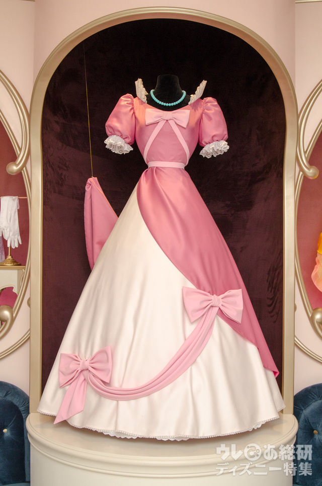 「ビビディ・バビディ・ブティック」店内|東京ディズニーランド ワールドバザール