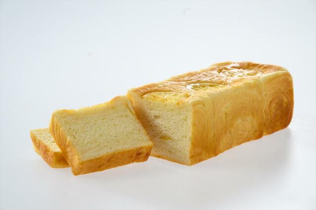 コーナーポケット_レモンブレッド