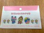 【キャンドゥ にこにこぷん マルチケース】クリアファイル素材のマルチケース
