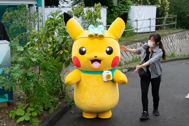 記者会見に駆けつけたピカチュウ