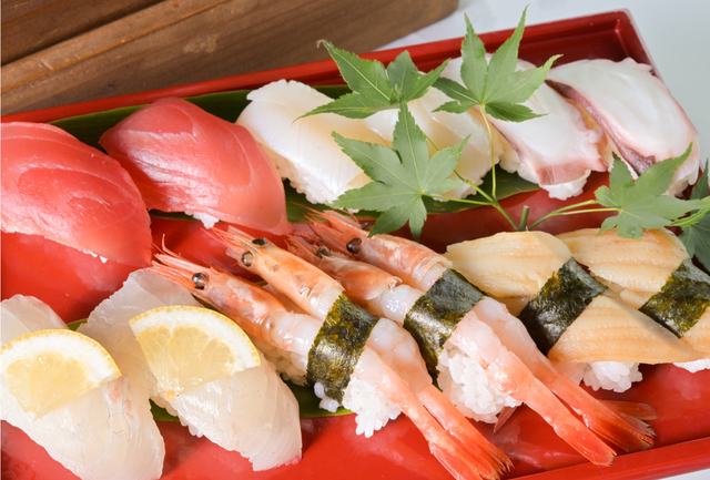 「通常メニュー」<期間:12月ランチ、ディナー限定>【神戸のホテルでクリスマス晩餐会♪ローストビーフ・ローストチキンなどのパーティーメニューが“2,400円”から食べ放題!】