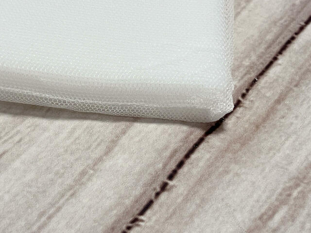 ウレタンシートの高さは（約）2cm