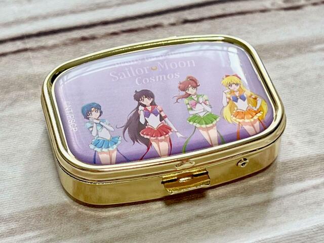 本体はゴールドなので高級感があります【3COINS×セーラームーン】アクセケース （B）／330円（税込）