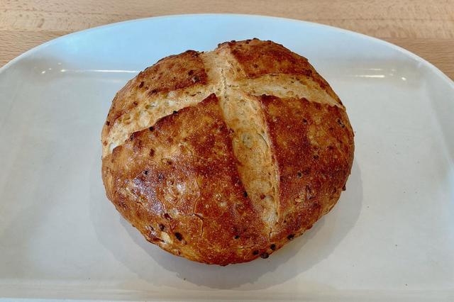 「玄米カンパーニュ」は、きんぴらごぼうのサンドイッチにするとおいしいそうだ