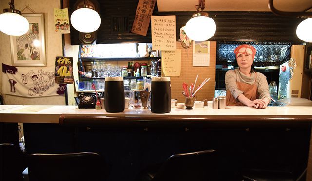 新橋カレーランチ／銀座ブラン亭　内観