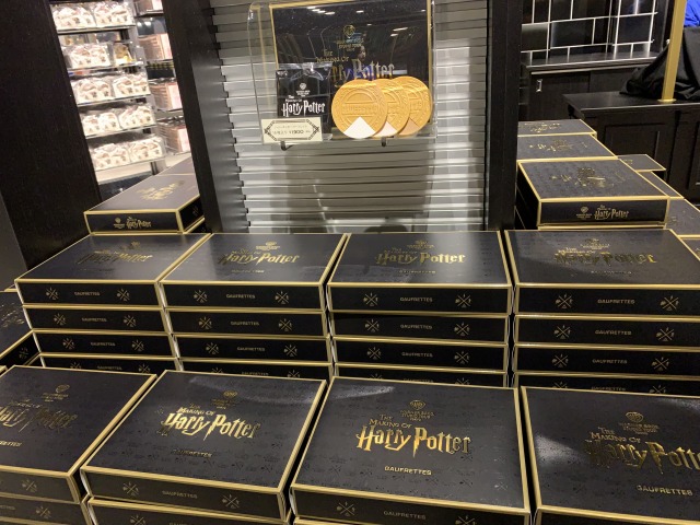 東京限定のゴーフレットも