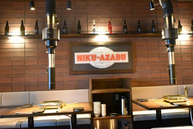 ニクアザブの店内