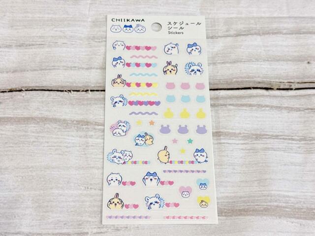 【ちいかわ×DAISO限定デザイン】「スケジュールシール ちいかわ」「2」には、ちいかわ・ハチワレ・うさぎ・モモンガが登場！