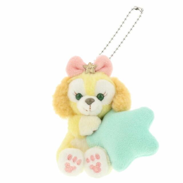 ぬいぐるみバッジ 2,200円｜サイズ：高さ約10cm｜「ダッフィー＆フレンズのサマーナイト・メロディー」スペシャルグッズ｜東京ディズニーリゾート40周年“ドリームゴーラウンド”｜発売日：2023年7月3日（月）｜販売店舗：東京ディズニーシー「マクダックス・デパートメントストア」