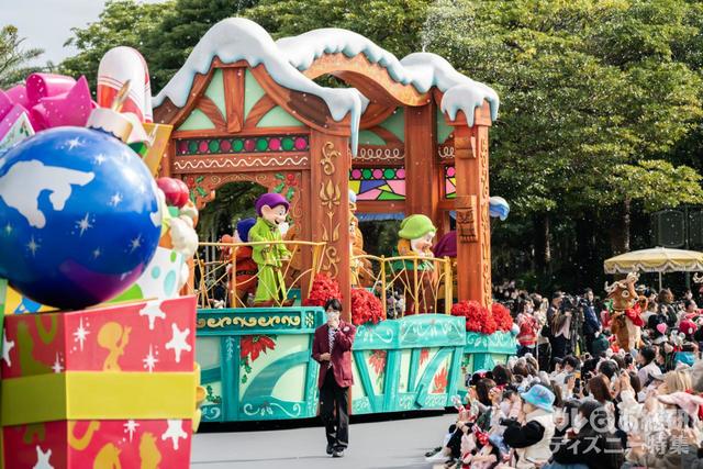 東京ディズニーランド「ディズニー・クリスマス・ ストーリーズ」 