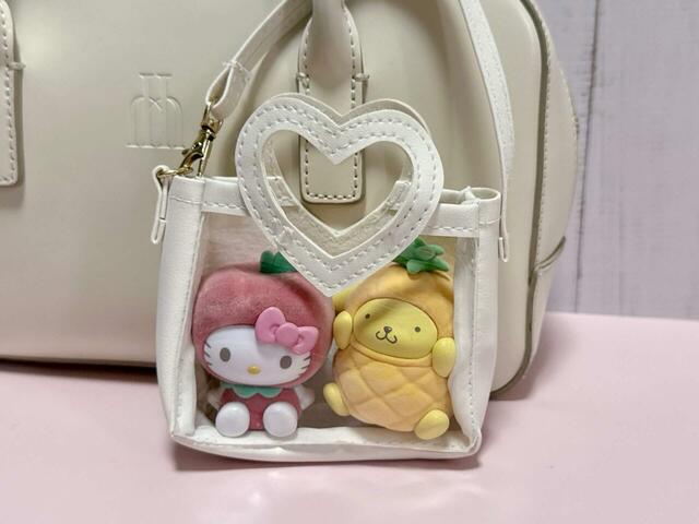 【きぐるみ~ず サンリオキャラクターズ 2】ダイソーで220円で購入できるハートバッグチャームに入れてみました。2個がジャストフィット!