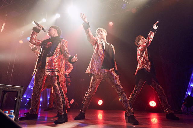 CODE-V＠12月25日、東京・shibuya duo MUSIC EXCHANGE