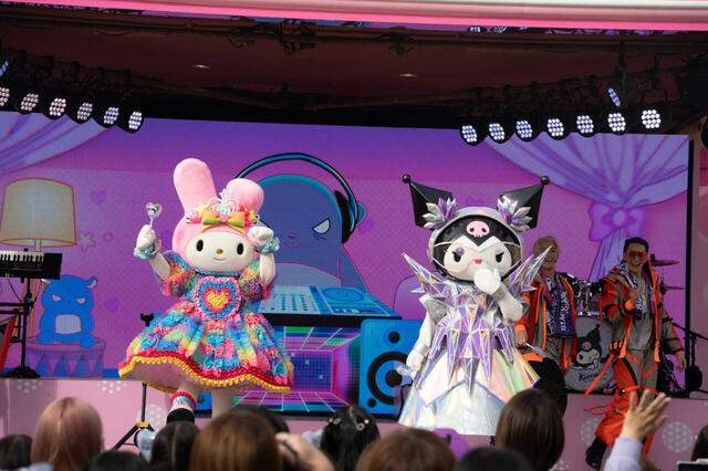 ユニバーサル・スタジオ・ジャパン「クロミ・ライブ ~世界クロミ化ツアー クリスタル・クリア~」