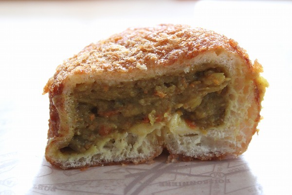 カトレア　元祖カレーパン