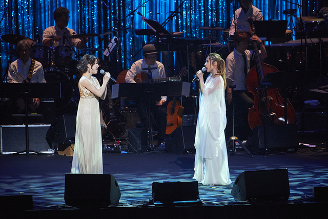 リフレクション　綿引さやか＆サラ・オレイン