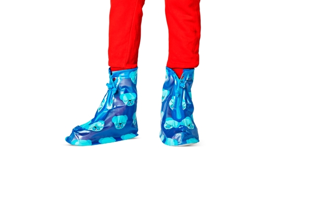 シューズカバー 300円（税込330円）