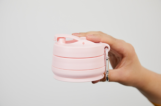 『ムーミンバレーパーク MOOK【特別付録】持ち運べる折りたたみシリコンタンブラー』