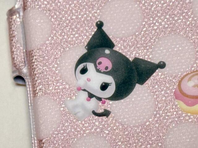 かわいいポーズのクロミ!