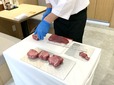 切り落とした部分は、牛たん南蛮味噌や牛たん食べるラー油などに使われるなどフードロスにも力を入れている【牛たん けやき 麻布十番店】